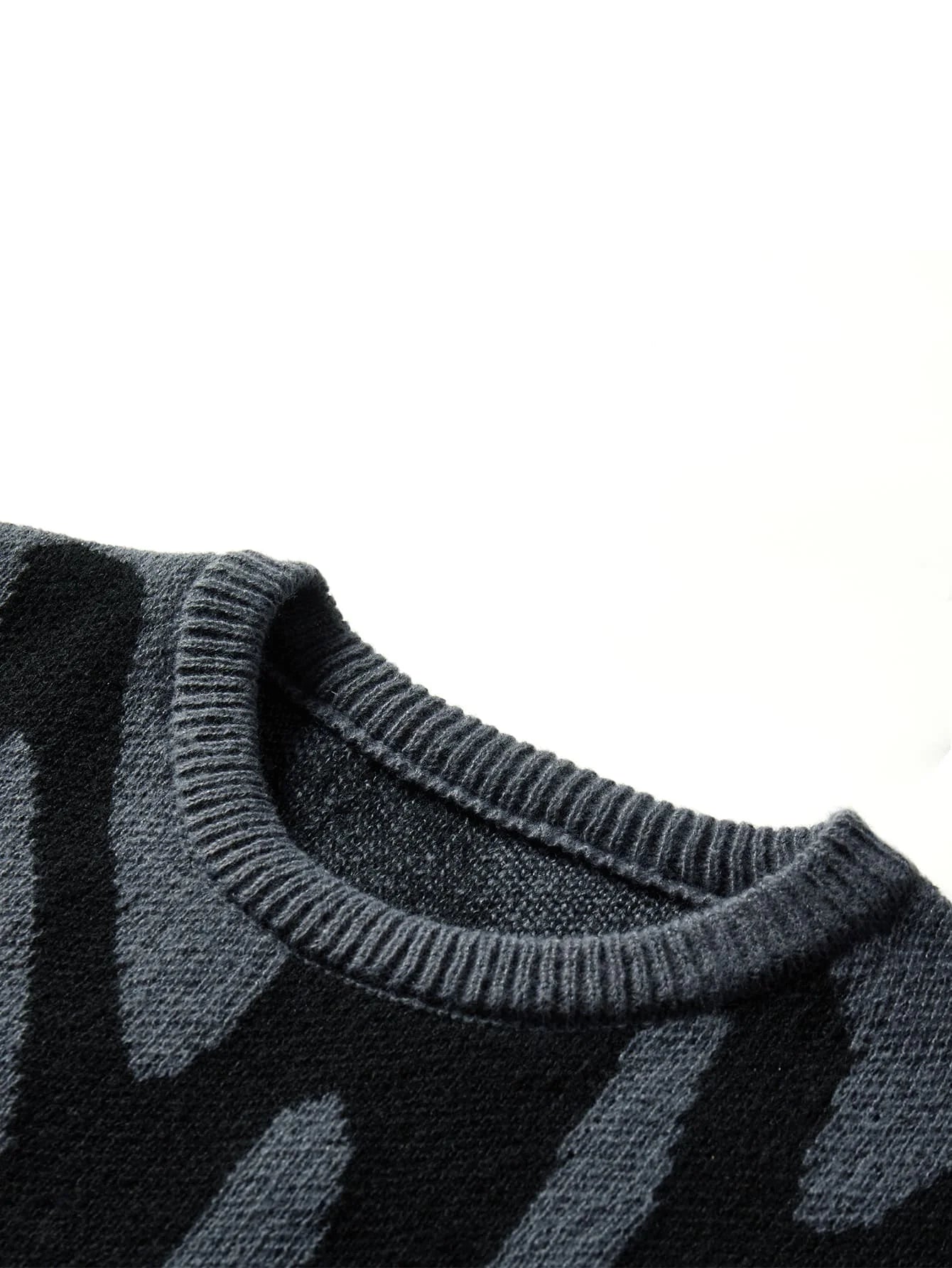 ContrastWave Pullover